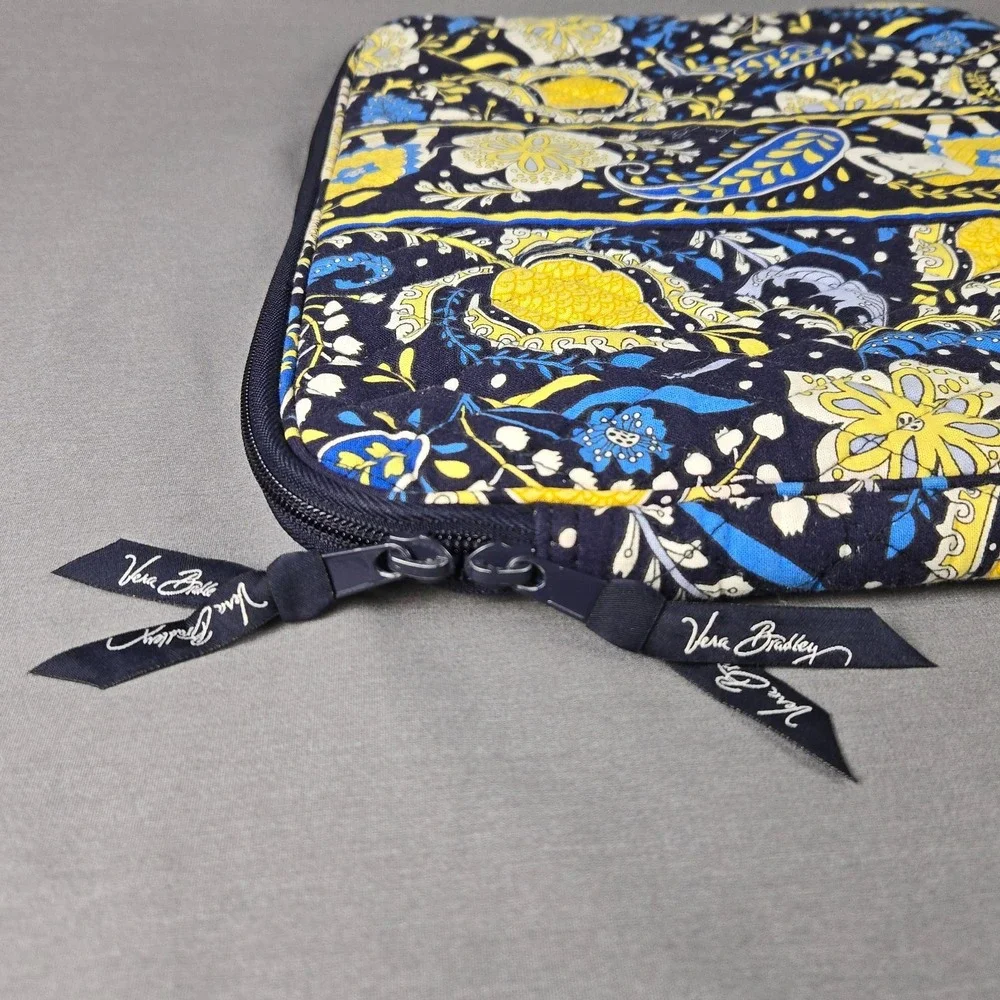 Vera Bradley Laptop Sleeve Elephant Parade Navy Yellow Quilted Zip Padded Case